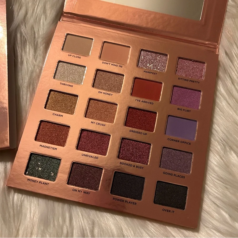 Iconic London Desk to Dance eyeshadow palette